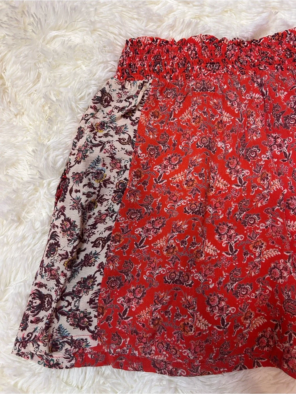 Angie Red Paisley High-Waist Elastic Shorts with Contrast Panels